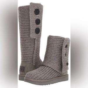 Knitted ugg boots